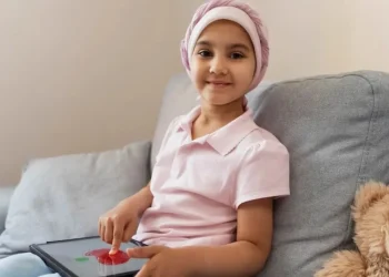 स्वास्थ्य सुझाव: बच्चों में दिख रहे ये लक्षण सावधान रहें, क्योंकि वे ल्यूकेमिया का संकेत हो सकते हैं।