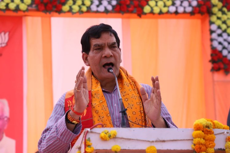 माफिया-गुंडों को हरकत करने से पहले याद आता है योगी का बुलडोजर : ए.के.शर्मा
