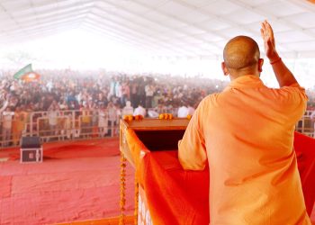 जिन्हें जेहाद से प्यार, वे भीखमंगे पाकिस्तान के पास जाएं : योगी