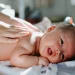 बेबी मसाज : बच्चे की मालिश के बारे में क्या कहते हैं विशेषज्ञ?