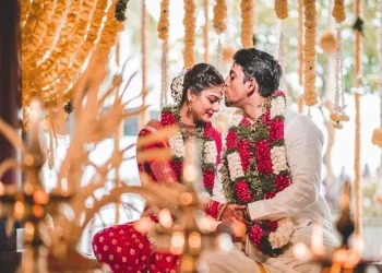 Destination Wedding: टेंपल वेडिंग का विचार युवा लोगों में लोकप्रिय हो रहा है, इतनी सारी सुविधाएं मिलेंगी