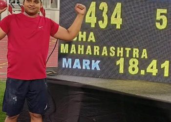 आभा खटुआ ने शॉटपुट में राष्ट्रीय रिकॉर्ड बनाया: उन्होंने नेशनल फेडरेशन एथलेटिक्स चैंपियनशिप में 18.41 मीटर का थ्रो किया, लेकिन ओलिंपिक में नहीं जा सकीं।