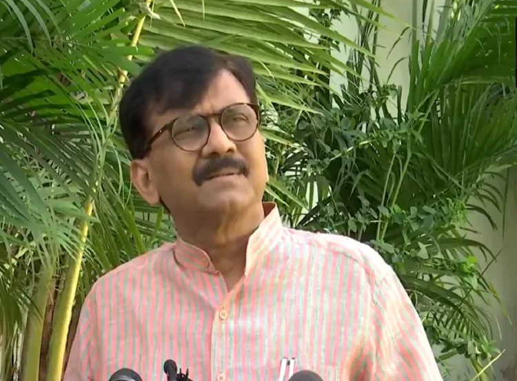 Shah और Fadnavis ने इलेक्शन में Gadkari के खिलाफ काम किया: Raut