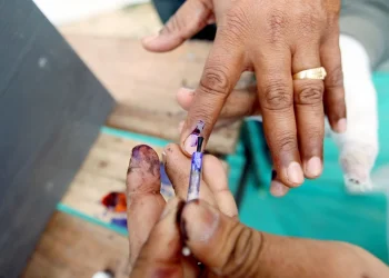 Loksabha Election 2024: 12 राज्यों की इन सीटों पर उम्मीदवारों की किस्मत जनता निर्धारित करेगी, तीसरे चरण के मतदान जारी हैं
