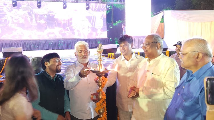 जलशक्ति मंत्री ने किया आह्वान, भारत को दुनिया की तीसरी बड़ी अर्थव्यवस्था बनाने में करें योगदान