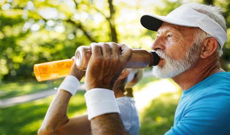HeatWave सुझाव: इस तरह से गर्मियों में अपनी सेहत का खास ख्याल रखें, आप फिट और हेल्दी रहेंगे