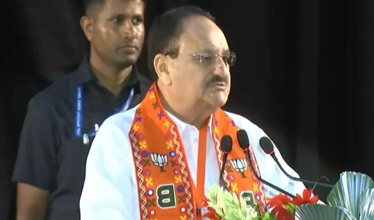 Nadda ने कहा कि “गठबंधन सहयोगियों को ही कमजोर करती है पार्टी” और कांग्रेस को “परजीवी पार्टी” बताया।