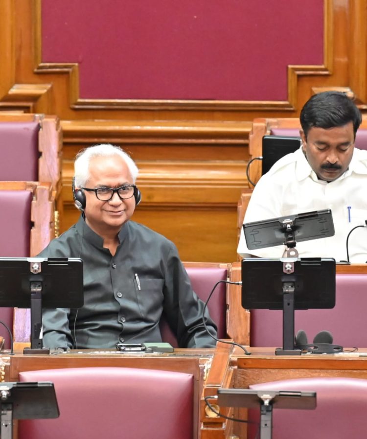 विधानसभा में डा. नीरज बोरा ने उठाया मुद्दा : जानकीपुरम की जलभराव समस्या का हो स्थायी निदान, फैजुल्लागंज के चारों वार्डों में पेयजल आपूर्ति हो सुनिश्चित