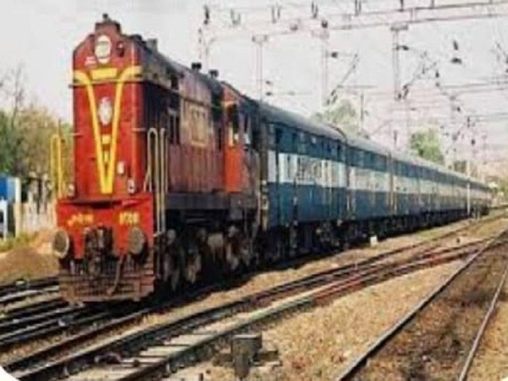 आजमगढ़ से नहीं, मऊ से चलेगी कैफियत एक्सप्रेस: 23 तारीख को मऊ-आजमगढ़ के बीच ट्रेन निरस्त रहेगी, कई अन्य ट्रेनों के रूट में भी डायवर्जन किया गया है।