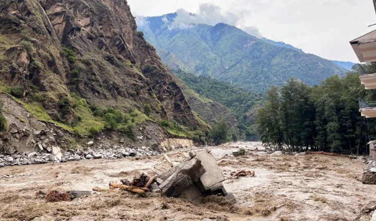 तमिलनाडु में भूस्खलन: महिला की मौत, बचाव कार्य जारी