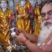 “मुझसे बहुत बड़ी गलती हुई जो राधा-कृष्ण की मूर्ति चुराई”: प्रयागराज में मंदिर से मूर्ति चोरी करने वाले ने माफीनामा लिखकर मूर्ति वापस लौटाई।