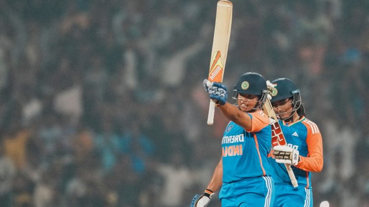 भारतीय बल्लेबाज ने युवराज जैसा शानदार कारनामा किया, T20I में सबसे तेज अर्धशतक लगाकर रच दिया इतिहास।