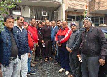 हापुड़ न्यूज़:“श्रीचंडी मंदिर प्रबंधक समिति चुनाव में दाखिल हुए 42 नामांकन: चंडी धाम सेवा ग्रुप और श्री चंडी मंदिर सेवा ग्रुप आमने-सामने, दोनों गुट प्रत्याशियों के लिए जुटा रहे समर्थन – ”