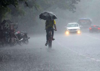 दिल्ली समेत देश के 7 राज्यों में अगले 24 घंटे में बारिश का अलर्ट