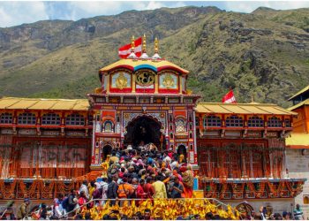 “चारधाम यात्रियों के लिए खुशखबरी, अब चीन सीमा के गांवों तक जा सकेंगे श्रद्धालु”