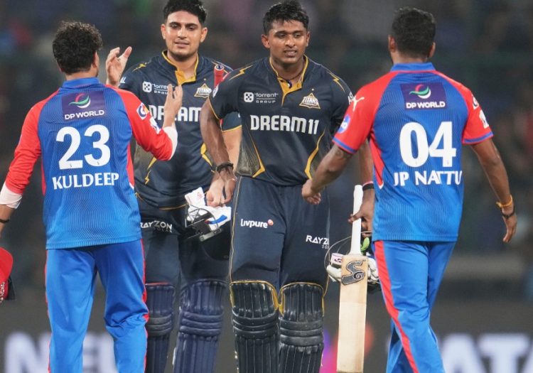 गुजरात टाइटंस ने धमाकेदार जीत के साथ रचा इतिहास, T20 क्रिकेट में ऐसा कारनामा करने वाली बनी विश्व की दूसरी टीम।
