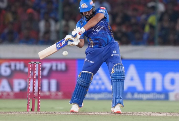 क्या रोहित शर्मा आज इतिहास रचेंगे? अब तक यह बड़ा रिकॉर्ड केवल क्रिस गेल के नाम दर्ज है।