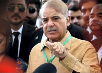 ‘भारत और पाकिस्तान के बीच संवाद होना चाहिए’, शहबाज शरीफ ने दिखाई सुलह की पहल।