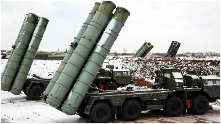 भारत के अलावा S-400 एयर डिफेंस सिस्टम किन देशों की सैन्य ताकत का हिस्सा है?