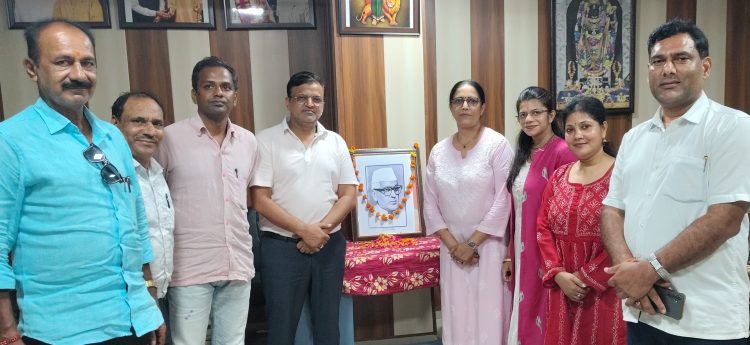 जयन्ती पर याद किये गये चन्द्रभानु गुप्त