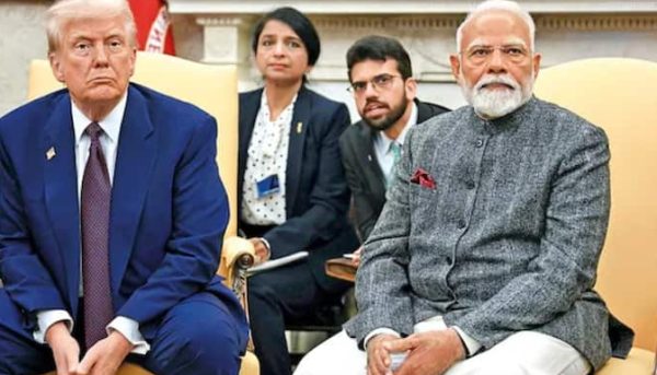 “डेमोक्रेट्स का अमेरिकी राष्ट्रपति पर वार, बोले- ट्रंप के टैरिफ से अमेरिका को ही हो रहा नुकसान”