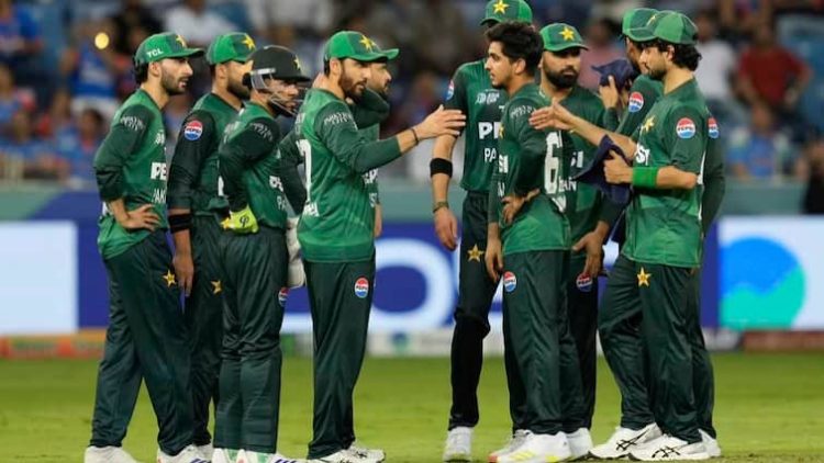 पाकिस्तान ने सुपर-4 में टीम इंडिया को किया जॉइन, ‘डू ऑर डाई’ मैच में UAE को 41 रनों से हराया