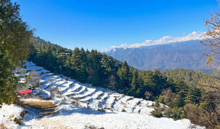 नैनीताल-मसूरी घूम चुके? अब उत्तराखंड के इस हिल स्टेशन में बनाएं एडवेंचरस हॉलिडे प्लान