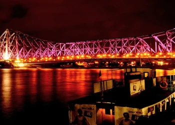 2 Day Kolkata Trip: कम बजट में घूमें ‘सिटी ऑफ जॉय’, ये 2 दिन का मास्टर प्लान बनाएगा ट्रिप को यादगार