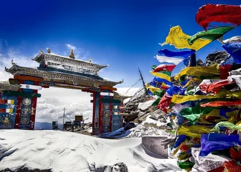 North East: कम बजट में विदेश जैसा एहसास, Tawang से Shillong तक ये जगहें किसी जन्नत से कम नहीं।