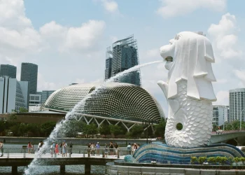Singapore जाने वालों के लिए बड़ा अपडेट, अब फ्लाइट में बैठने से पहले होगा इमिग्रेशन चेक