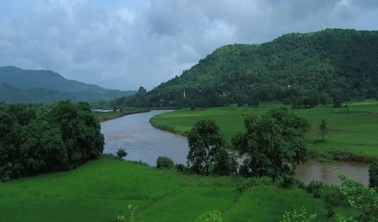 Goa नहीं, इस बार Ratnagiri चलिए! ये 10 Hidden Gems बना देंगे आपकी ट्रिप यादगार