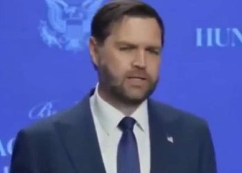 पाकिस्तान में शांति वार्ता के दौरान JD Vance ने Donald Trump से की कई बार बात, फिर भी नहीं बनी सहमति