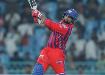 24 में 52 से 1 गेंद पर 7 रन: Mohammed Shami के छक्के से मैच टाई, सुपर ओवर में Kolkata Knight Riders की जीत