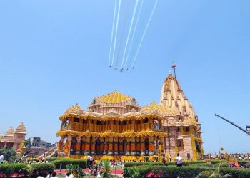 Somnath Temple Tour Guide: कैसे पहुंचें, कहां रुकें और कितना आएगा पूरा खर्च?