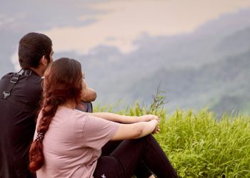 Monsoon Getaways in India: पार्टनर के साथ यादगार वीकेंड के लिए ये 5 रोमांटिक डेस्टिनेशन हैं बेहतरीन