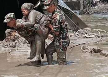 नेपाल में बाढ़ के बाद चीन की चेतावनी, बैरियर झील से बढ़ा था खतरा; भारत ने भेजी राहत सामग्री