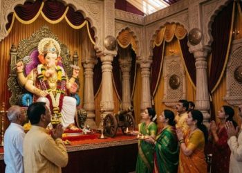 Delhi Ganpati Pandals: मयूर विहार में सजा गणपति पंडाल, जानें दर्शन-आरती का समय और लोकेशन
