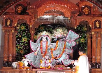 Vrindavan Trip: बांके बिहारी से आगे इन मंदिरों के दर्शन किए बिना अधूरी है वृंदावन यात्रा