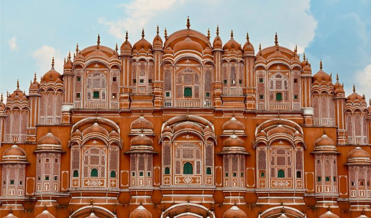 World Tourism Day 2026: राजस्थान में पर्यटन का नया रिकॉर्ड, 6 महीने में 10.92 करोड़ यात्राएं