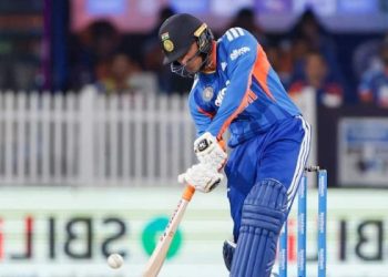 इंदौर में 250 रन बनाकर भी हार सकती है टीम इंडिया? होल्कर स्टेडियम के रिकॉर्ड से समझें पूरा गणित