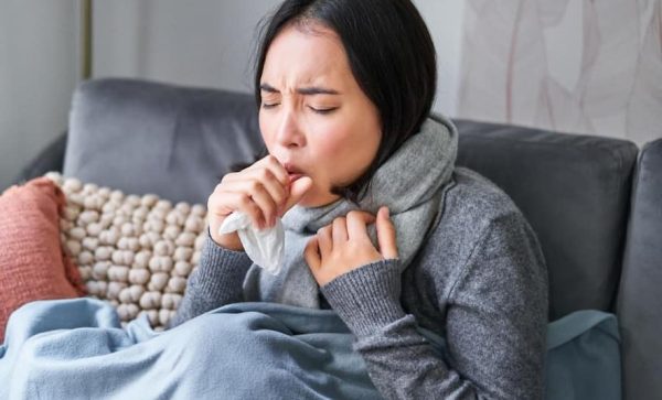 गले में जमा कफ से हैं परेशान? इन आसान घरेलू उपायों से पाएं राहत